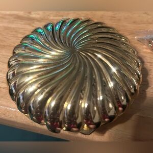 Vintage Partylite Goldtone Compact Style Clamshell Tea Light Holder